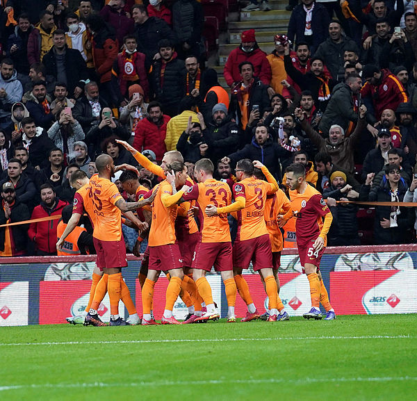Barcelona’dan Galatasaray raporu! Nasıl tanıttılar?