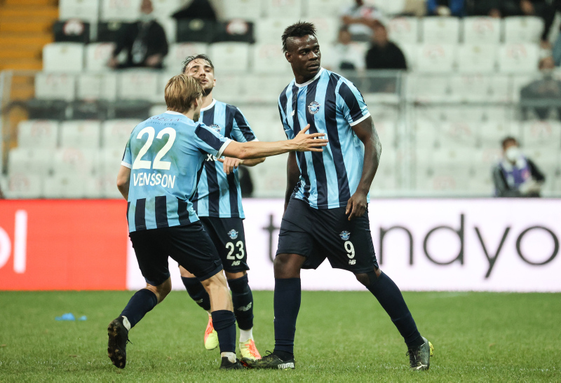 TRANSFER HABERLERİ: Fenerbahçe ve Galatasaray’ın Mario Balotelli savaşı!