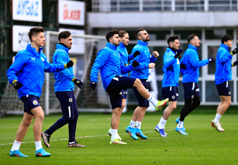 FENERBAHÇE HABERLERİ - İşte İsmail Kartal’ın Trabzonspor maçı 11’i...