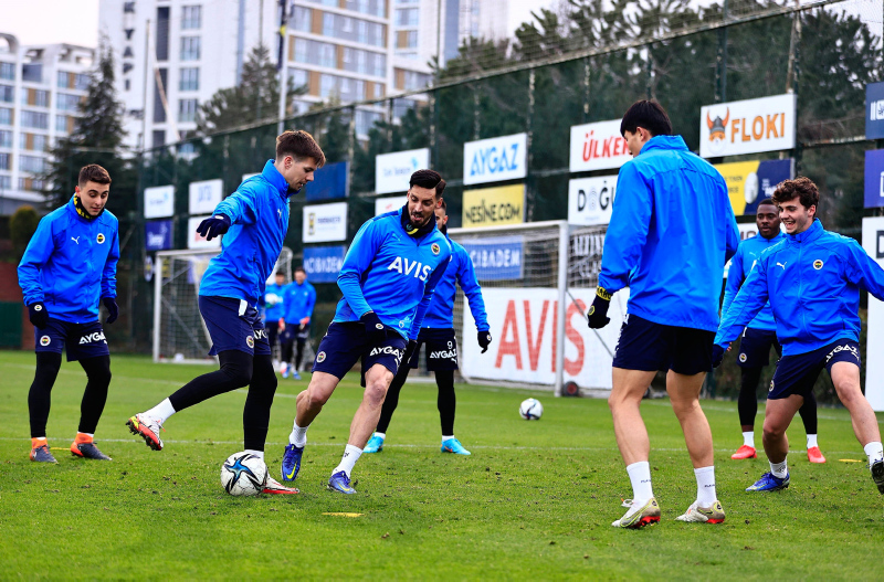 FENERBAHÇE HABERLERİ - İşte İsmail Kartal’ın Trabzonspor maçı 11’i...