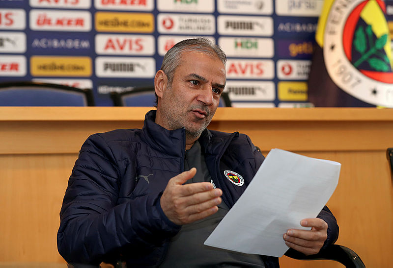 Fenerbahçe’de camia İsmail Kartal’ın kızı Sena Kartal’ın düğününde bir araya geldi