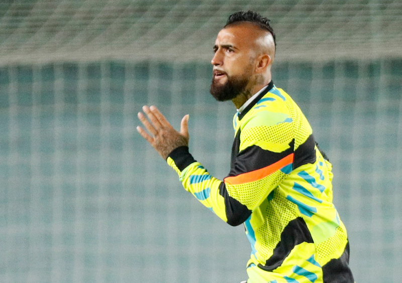 GALATASARAY HABERLERİ: Arturo Vidal için Avrupa devleriyle transfer savaşı!