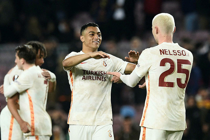 Galatasaray’da Victor Nelsson’a dev talipler! Barcelona maçında...
