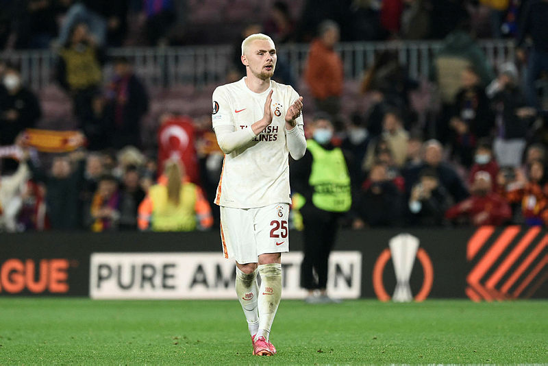 Galatasaray’da Victor Nelsson’a dev talipler! Barcelona maçında...