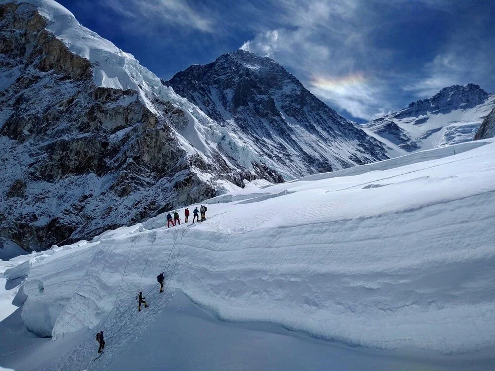 Andrew Hughes Guinnes rekorlar kitabına girdi! Everest Dağı’nda...