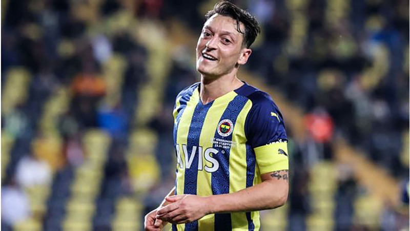 Fenerbahçe’de Mesut Özil kendi rekorunu kırıyor! İşte o çarpıcı istatistik