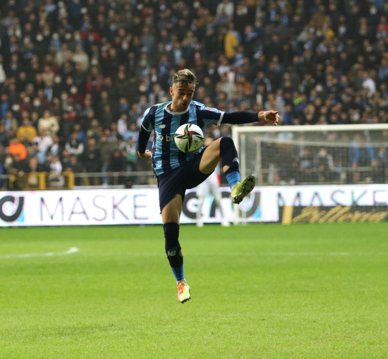 GS HABERLERİ - Yunus Akgün’den Kerem Aktürkoğlu’na övgü dolu sözler!