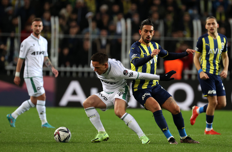 FENERBAHÇE HABERLERİ: F.Bahçe’de yaprak dökümü! 4 yolcu birden...