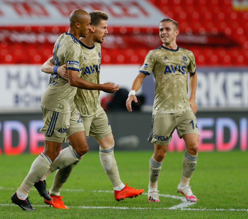 Fenerbahçe’de Serdar Aziz sorunu! Sözleşmesinde...