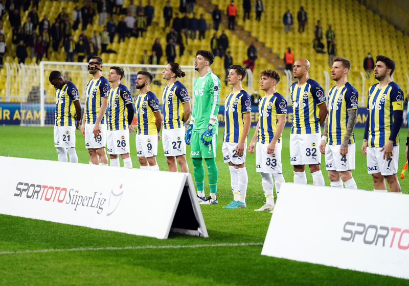 Fenerbahçe’de Serdar Aziz sorunu! Sözleşmesinde...