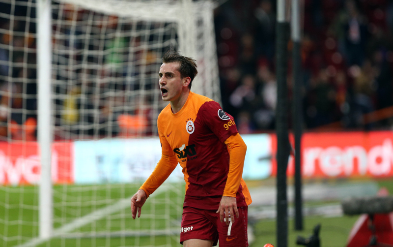 GALATASARAY HABERLERİ: Kerem Aktürkoğlu’nun tedavisi sonuçlandı! Fenerbahçe derbisinde sahada olacak mı?