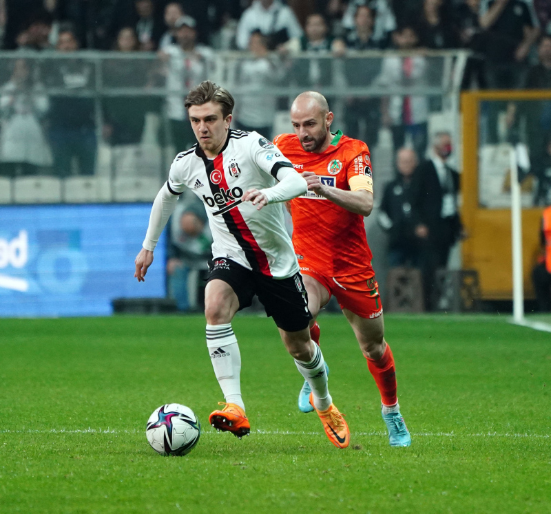 Spor yazarları Beşiktaş-Alanyaspor maçını değerlendirdi