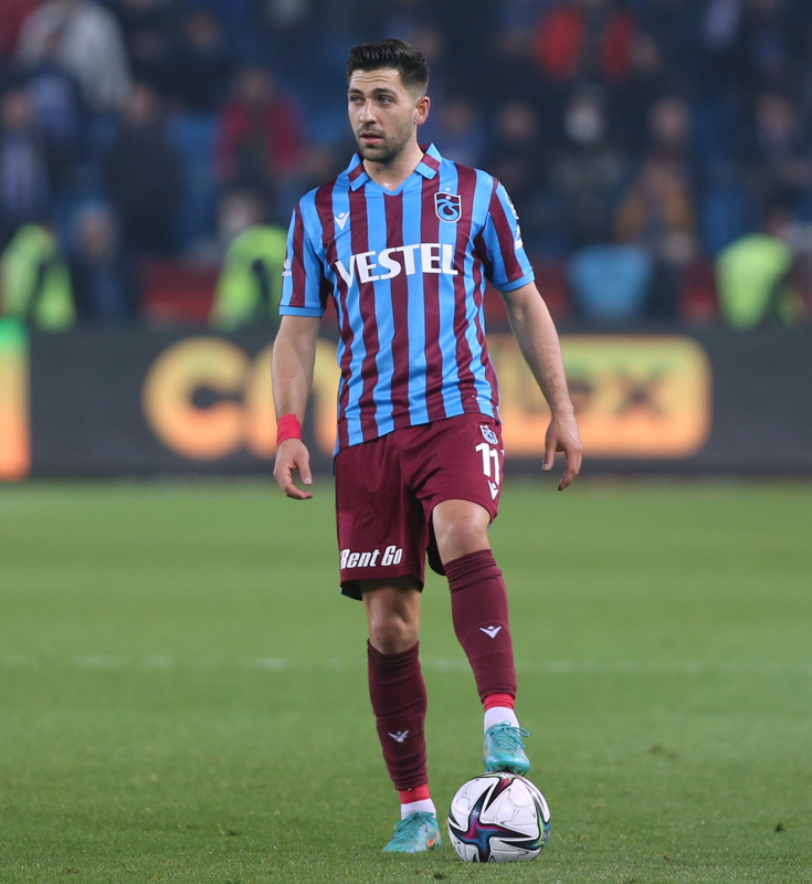 TRABZONSPOR HABERLERİ: Abdülkadir Ömür, Bakasetas ve Cornelius’a teklifler artıyor! Karar...