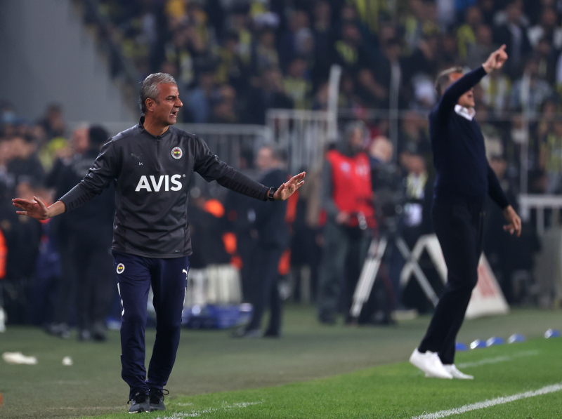 Fenerbahçe’de İsmail Kartal kararı belli oluyor!