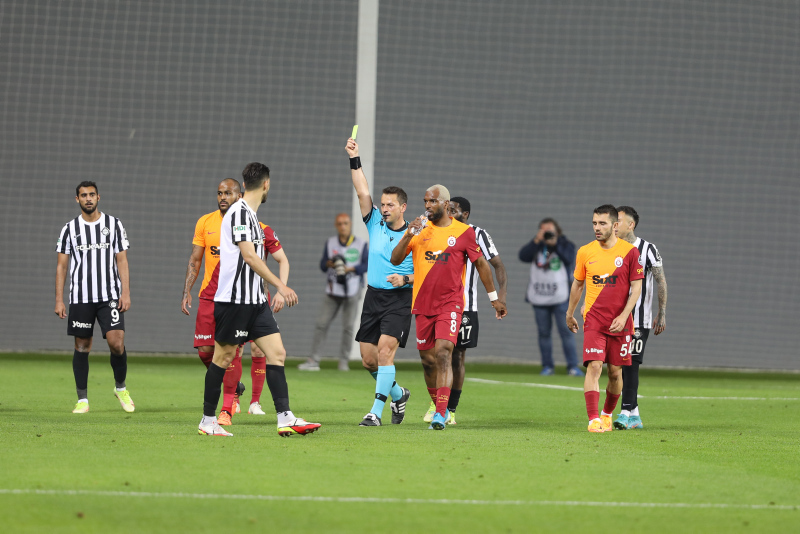 GALATASARAY HABERLERİ: Usta yazarlar Altay-Galatasaray maçını yorumladı!