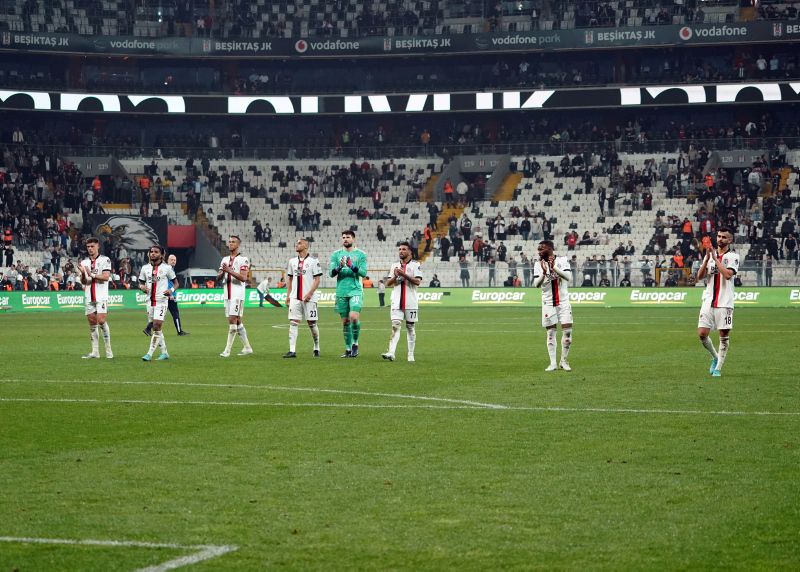Usta yazarlar Beşiktaş - Kasımpaşa maçını değerlendirdi!