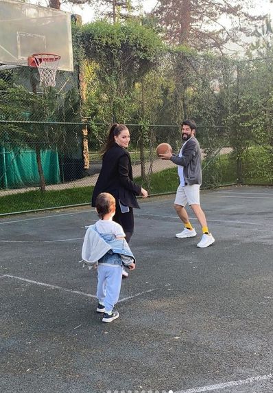 Fahriye Evcen ve Burak Özçivit sosyal medyada gündem oldu! Basketbol maçı yaptılar