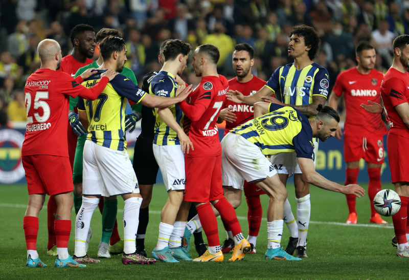 Spor yazarlarından Fenerbahçe-Gaziantep FK maçı değerlendirmesi!