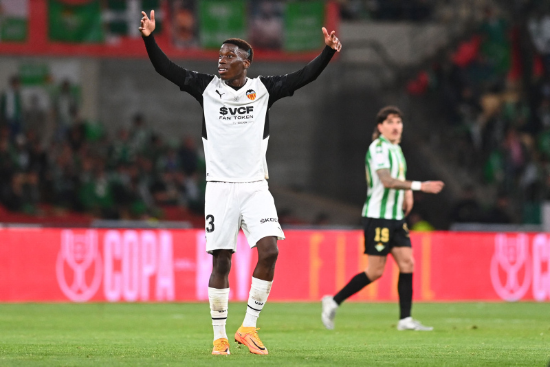 FENERBAHÇE TRANSFER HABERLERİ - Kanarya’ya genç orta saha! Hedefte Ilaix Moriba var