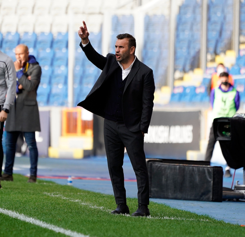 GALATASARAY HABERLERİ - Cimbom’da Okan Buruk krizi! Metin Öztürk ve Levent Nazifoğlu...