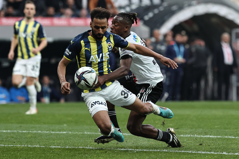 Beşiktaş - Fenerbahçe maçı sonrası flaş sözler! Faydasından çok zararı oldu