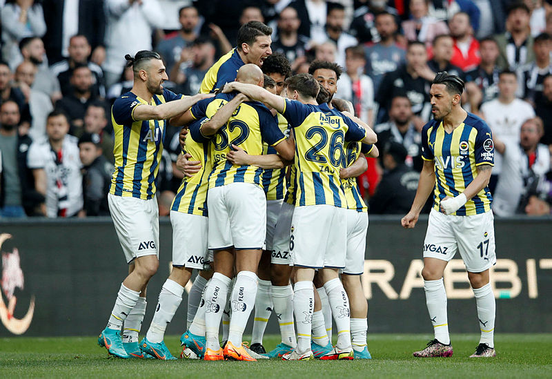 TRANSFER HABERLERİ | Fenerbahçe’de Ozan Tufan zirvesi! Jorge Jesus’un kararı...