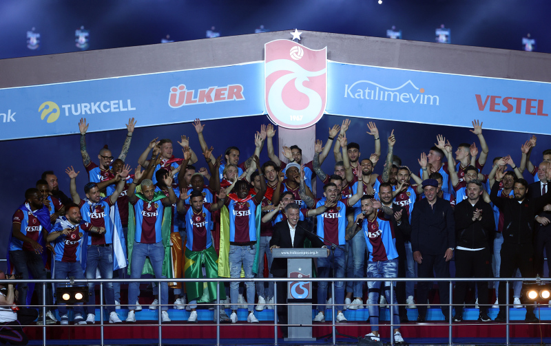 Trabzonspor Başkanı Ahmet Ağaoğlu’dan transfer itirafı! Resmi teklif geldi