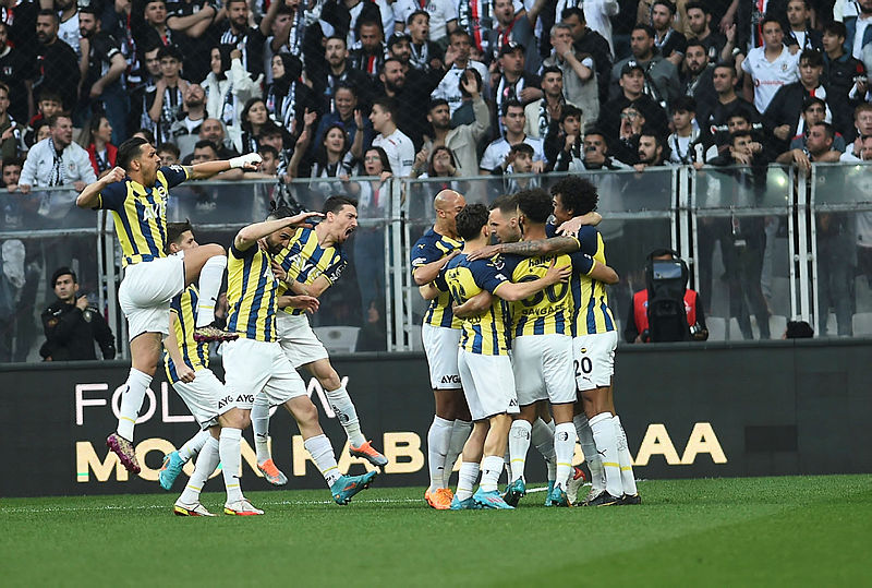 Fenerbahçe’de Jorge Jesus’un transfer listesi ortaya çıktı! İşte hedefteki isimler
