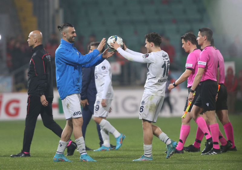 FENERBAHÇE HABERLERİ - Ferdi Kadıoğlu’dan transfer sözleri! Kısmet olursa...