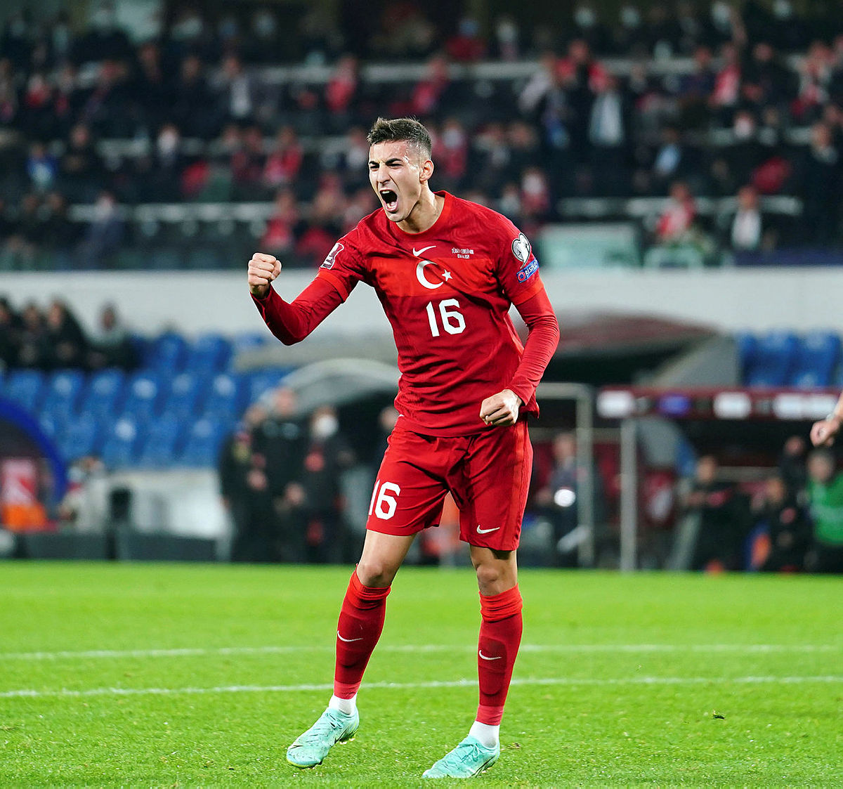 TRANSFER HABERİ: Trabzonspor milli yıldızı istiyor! Resmi teklif...