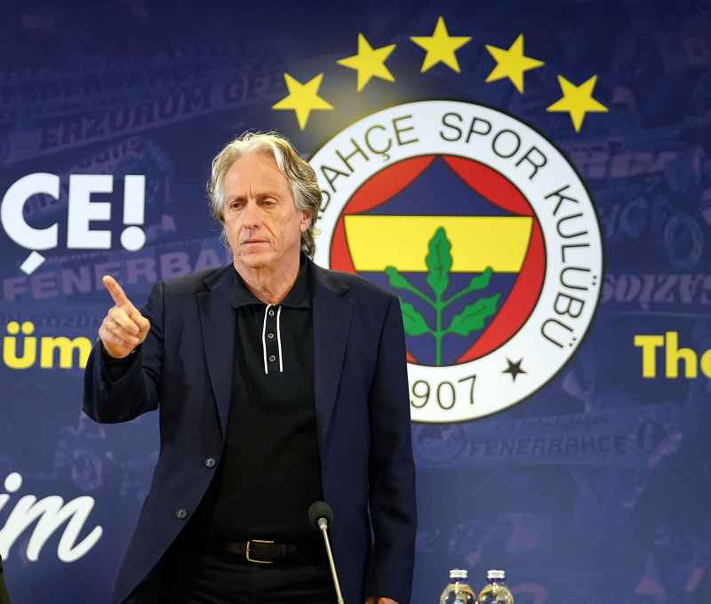 FENERBAHÇE TRANSFER HABERİ: Jorge Jesus listeyi verdi! Şimdi samba zamanı