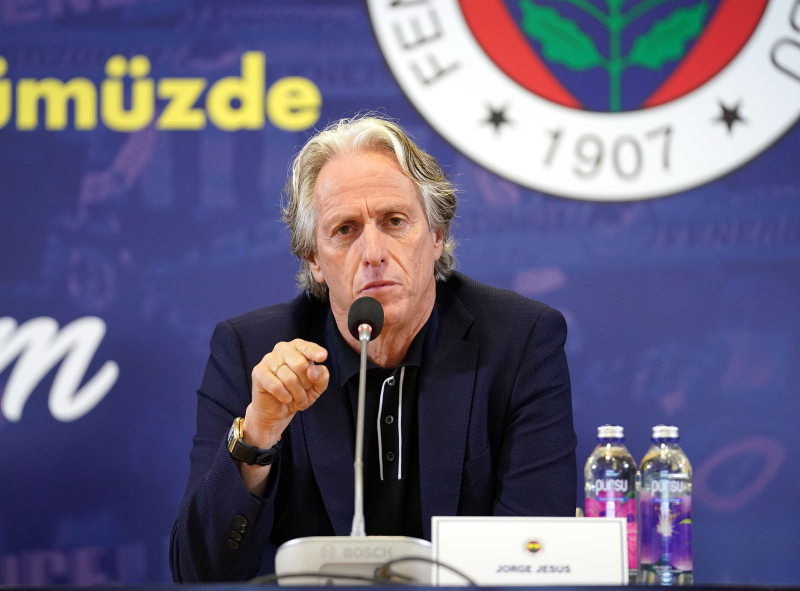 FENERBAHÇE TRANSFER HABERİ: Jorge Jesus listeyi verdi! Şimdi samba zamanı