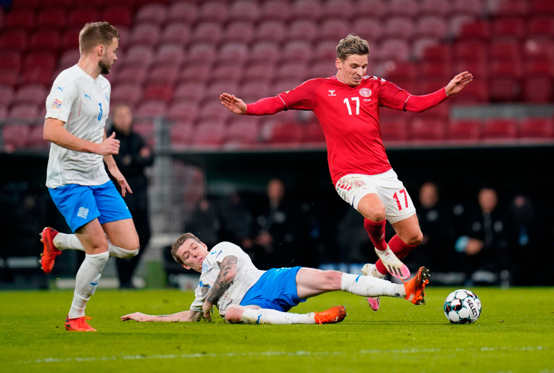 TRABZONSPOR TRANSFER HABERİ - Fırtına’dan Jens Stryger Larsen bombası!