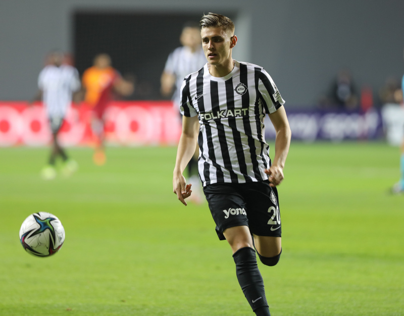 BEŞİKTAŞ HABERLERİ - Beşiktaş Rıdvan Yılmaz’ın yerine gelecek isim belli oldu!