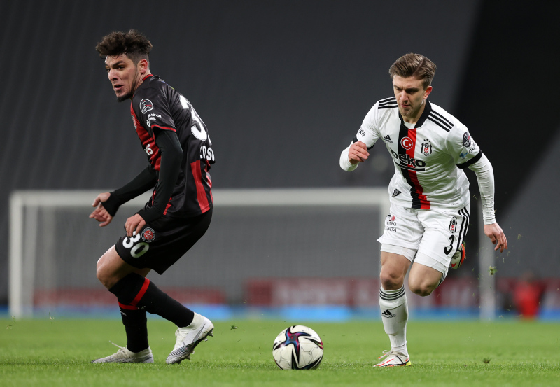 BEŞİKTAŞ HABERLERİ - Beşiktaş Rıdvan Yılmaz’ın yerine gelecek isim belli oldu!