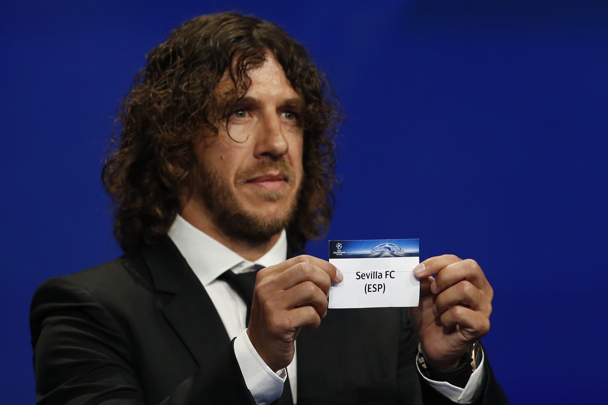 Carles Puyol’dan flaş sözler! Türkiye’de futbolun ne kadar tutkulu bir şekilde takip edildiğini biliyorum