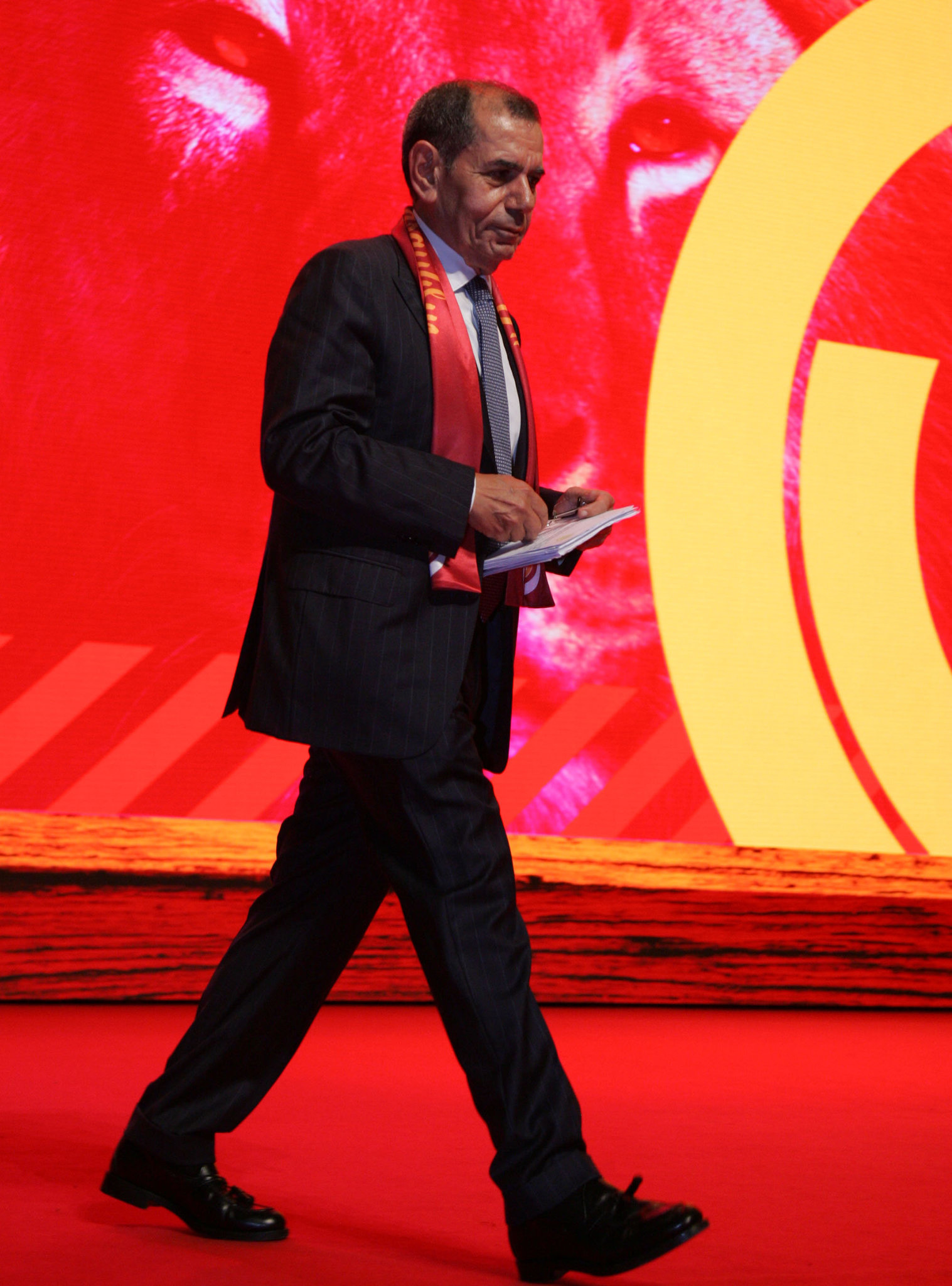 Galatasaray’da Dursun Özbek ve Eşref Hamamcıoğlu’dan seçim öncesi son açıklamalar!