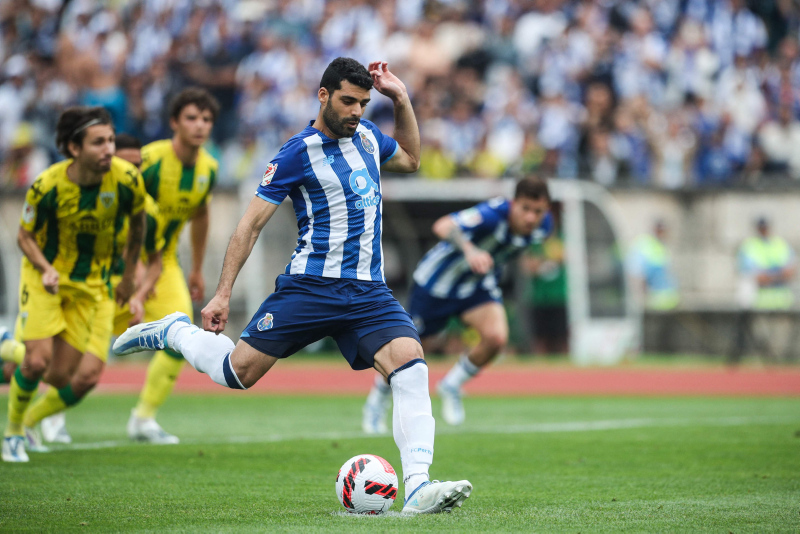 Fenerbahçe’de forvet transferinde sürpriz aday! Mehdi Taremi için teklif yapıldı