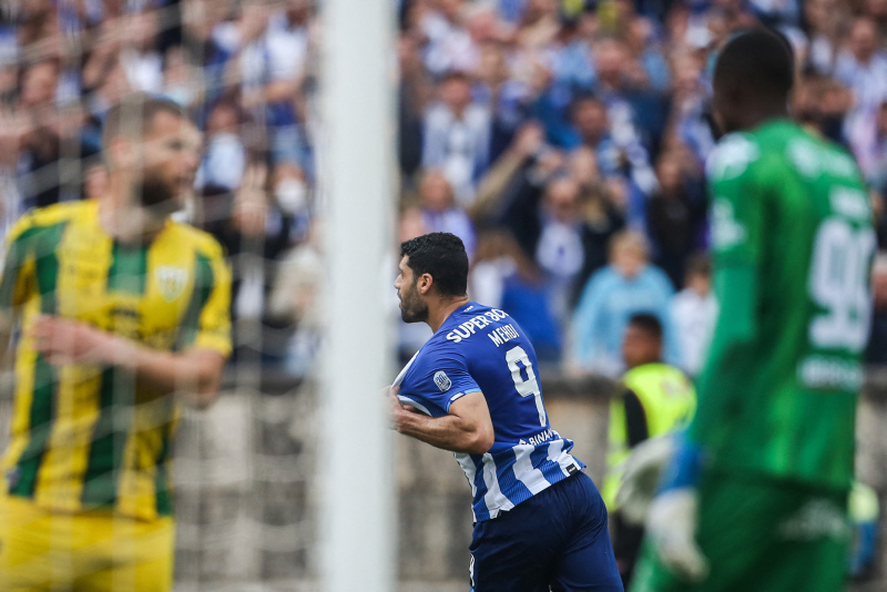 Fenerbahçe’de forvet transferinde sürpriz aday! Mehdi Taremi için teklif yapıldı