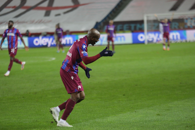 FENERBAHÇE TRANSFER HABERLERİ - Kanarya Trabzonspor’dan ayrılan Anthony Nwakaeme için harekete geçti!