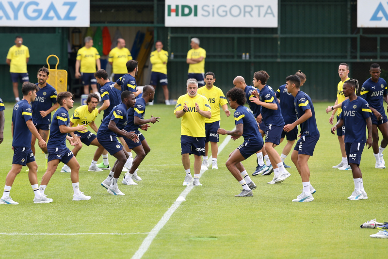 FENERBAHÇE HABERİ - Kanarya’dan stoper takviyesi! Bonservisi...