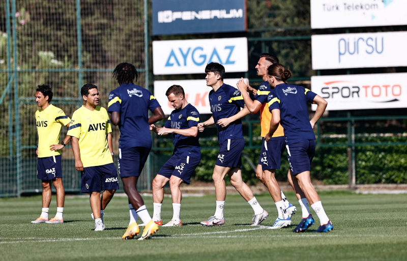 FENERBAHÇE HABERİ - Kanarya’dan stoper takviyesi! Bonservisi...