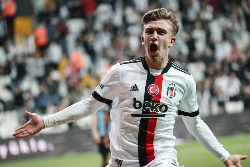 Beşiktaş ve Frankfurt görüşmesinde flaş gelişme! Rıdvan Yılmaz transferi iptal mi oluyor?