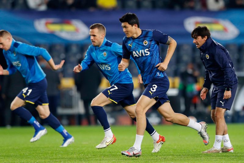 FENERBAHÇE TRANSFER HABERLERİ: Kim Min-Jae’ye Napoli’den yeni teklif! O tarihi işaret ettiler