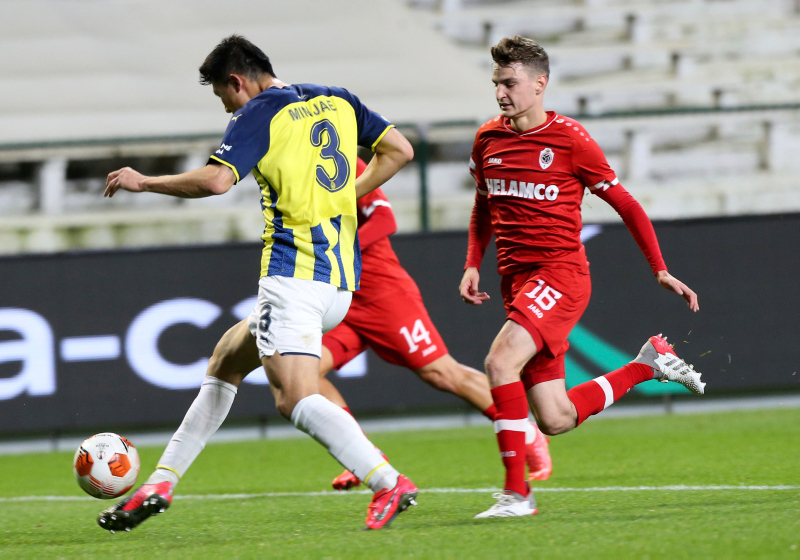 FENERBAHÇE TRANSFER HABERLERİ: Kim Min-Jae’ye Napoli’den yeni teklif! O tarihi işaret ettiler
