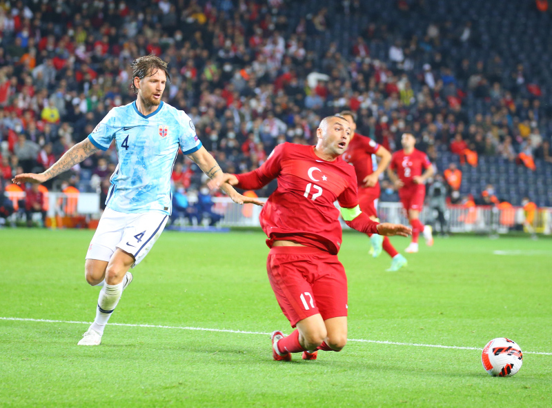 TRABZONSPOR TRANSFER HABERLERİ: Fırtına’dan stoper hamlesi! Stefan Strandberg ve Axel Tuanzebe...