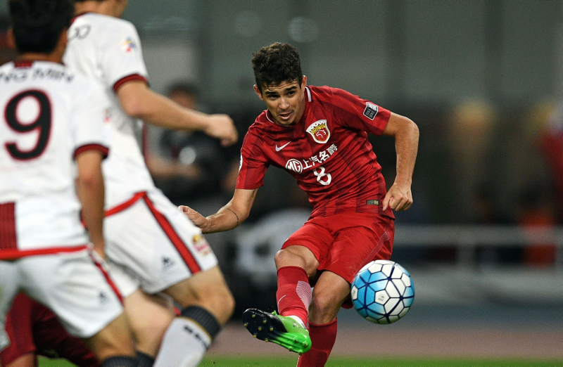 GALATASARAY TRANSFER HABERLERİ: G.Saray için bomba iddia! Evander’in açıklanmamasının nedeni Oscar