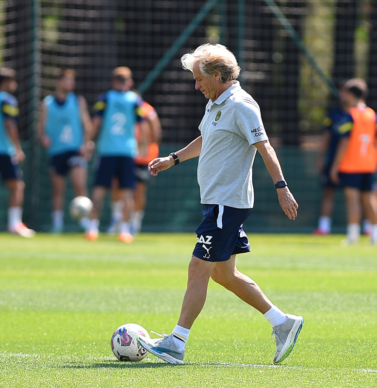 Fenerbahçe’de Emir Ortakaya’nın sözleşmesi 5 yıl uzatıldı ve Göztepe’ye kiralandı