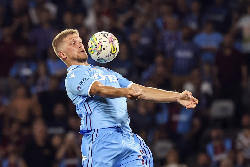 İstanbulspor Trabzonspor maçı sonrası o isme büyük övgü! Çalışkanlığıyla öne çıktı