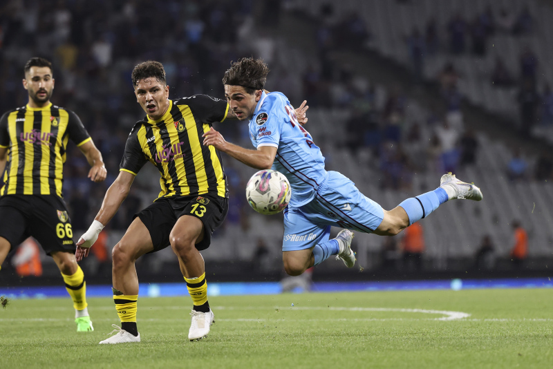 İstanbulspor Trabzonspor maçı sonrası o isme büyük övgü! Çalışkanlığıyla öne çıktı